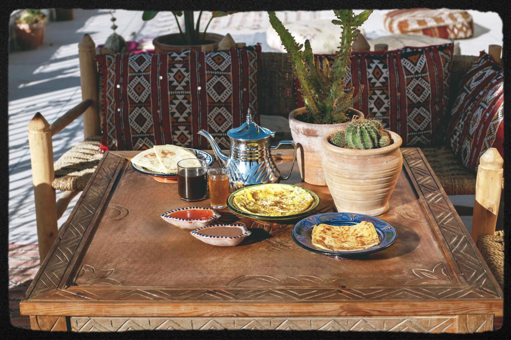 Cactus Surf House Hostel Tamraght Buitenkant foto